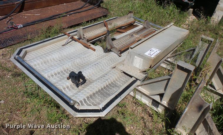 image for item DB8231 Merritt headache rack