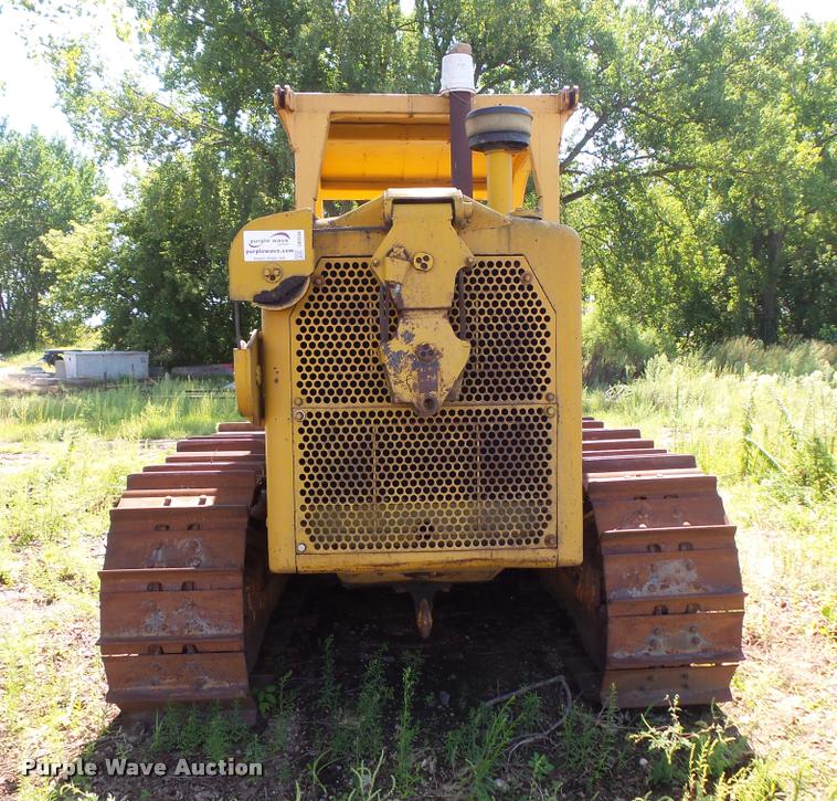 image for item DB8244 Caterpillar D7E crawler dozer