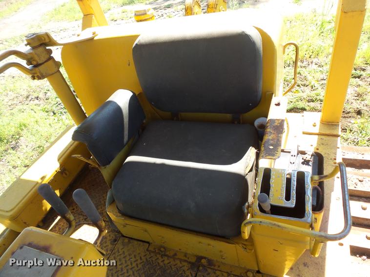image for item DB8244 Caterpillar D7E crawler dozer