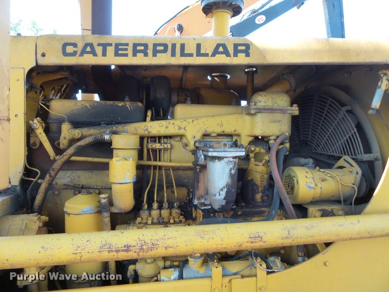 image for item DB8244 Caterpillar D7E crawler dozer