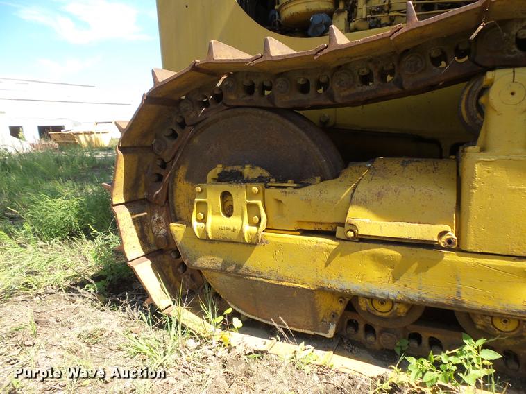 image for item DB8244 Caterpillar D7E crawler dozer
