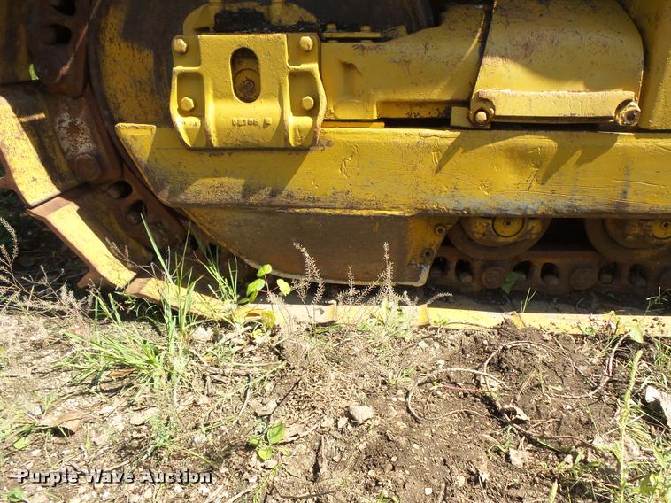 image for item DB8244 Caterpillar D7E crawler dozer