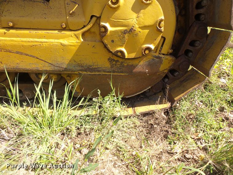 image for item DB8244 Caterpillar D7E crawler dozer