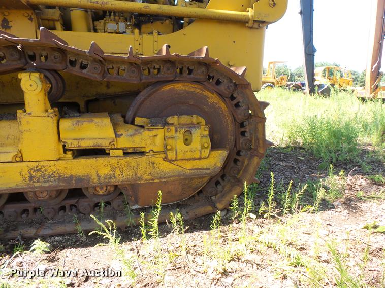 image for item DB8244 Caterpillar D7E crawler dozer