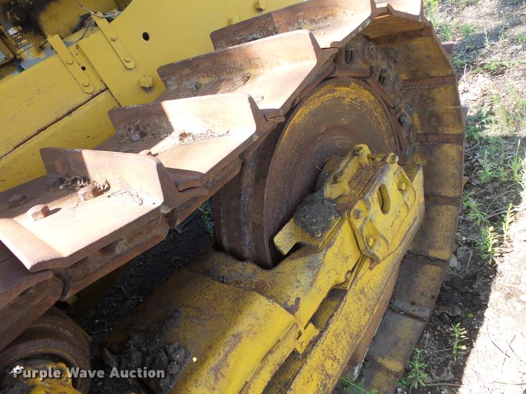image for item DB8244 Caterpillar D7E crawler dozer