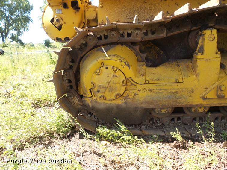 image for item DB8244 Caterpillar D7E crawler dozer