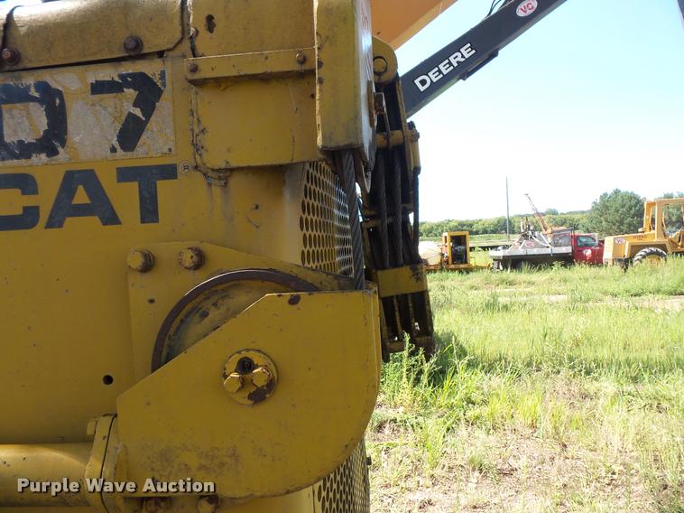image for item DB8244 Caterpillar D7E crawler dozer