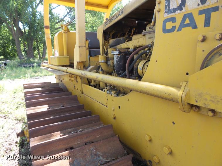 image for item DB8244 Caterpillar D7E crawler dozer