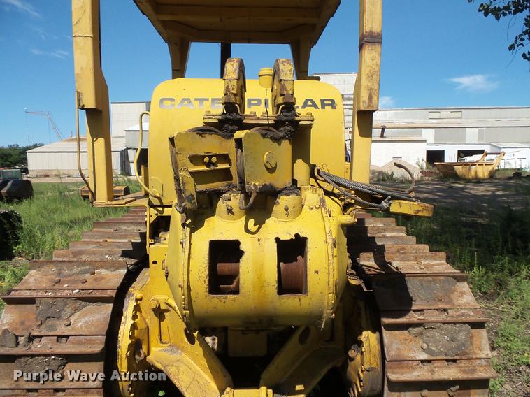 image for item DB8244 Caterpillar D7E crawler dozer