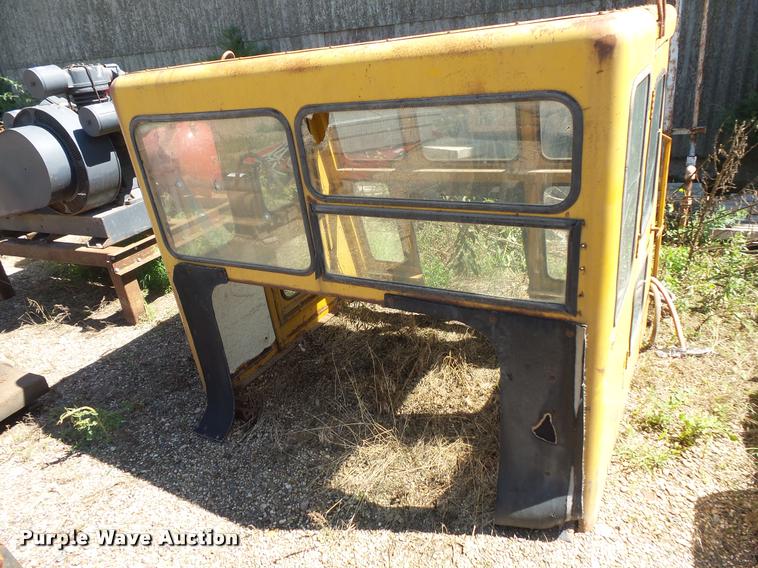 image for item DB8244 Caterpillar D7E crawler dozer