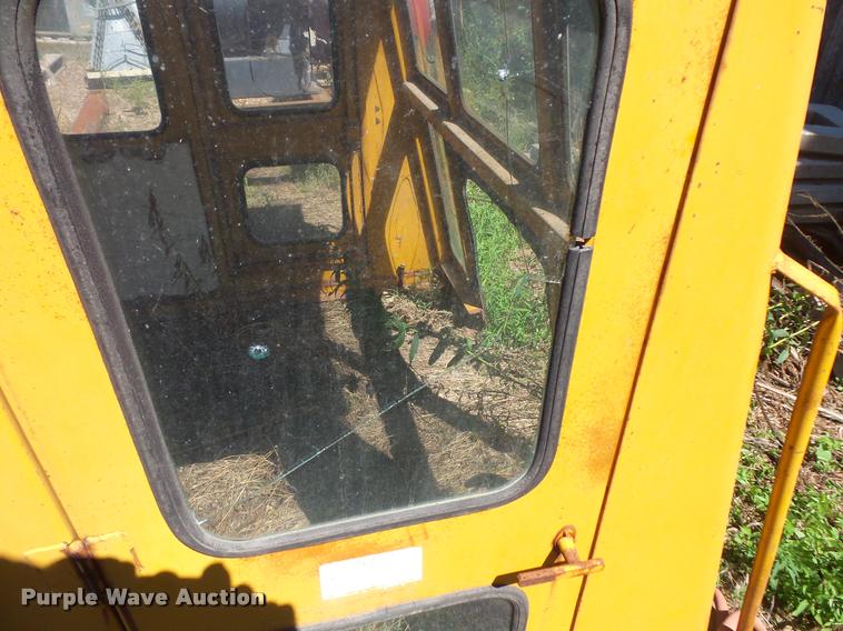 image for item DB8244 Caterpillar D7E crawler dozer