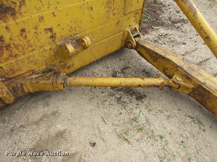 image for item DB8244 Caterpillar D7E crawler dozer