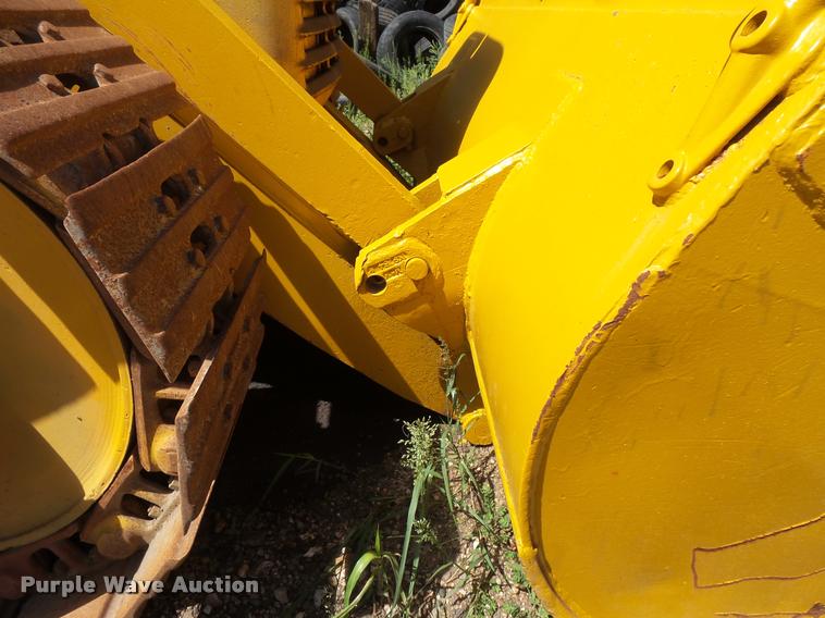 image for item DB8247 Caterpillar D4H crawler loader