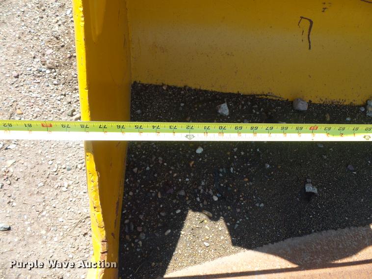 image for item DB8247 Caterpillar D4H crawler loader