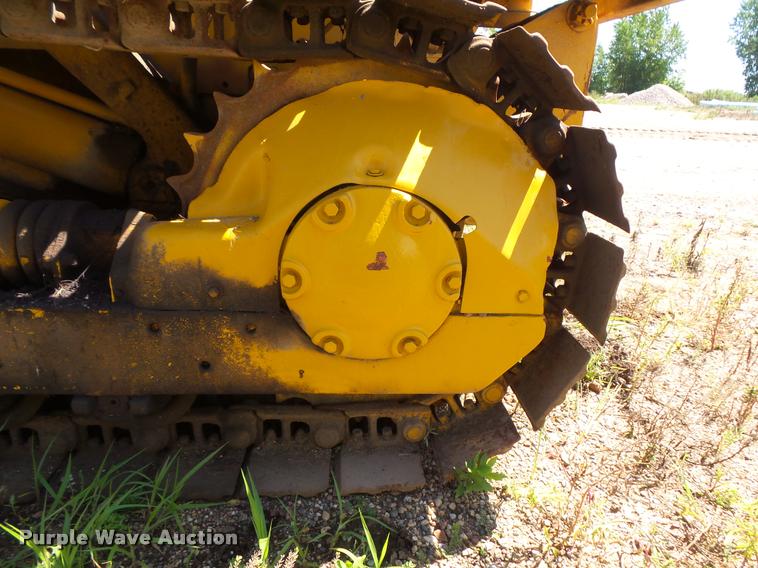 image for item DB8247 Caterpillar D4H crawler loader