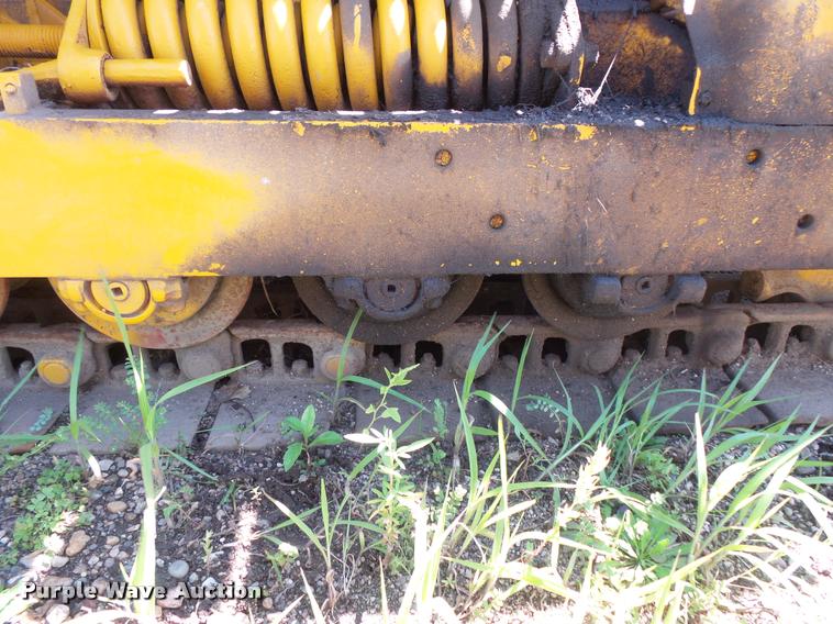 image for item DB8247 Caterpillar D4H crawler loader