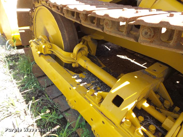 image for item DB8247 Caterpillar D4H crawler loader