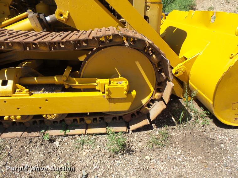 image for item DB8247 Caterpillar D4H crawler loader