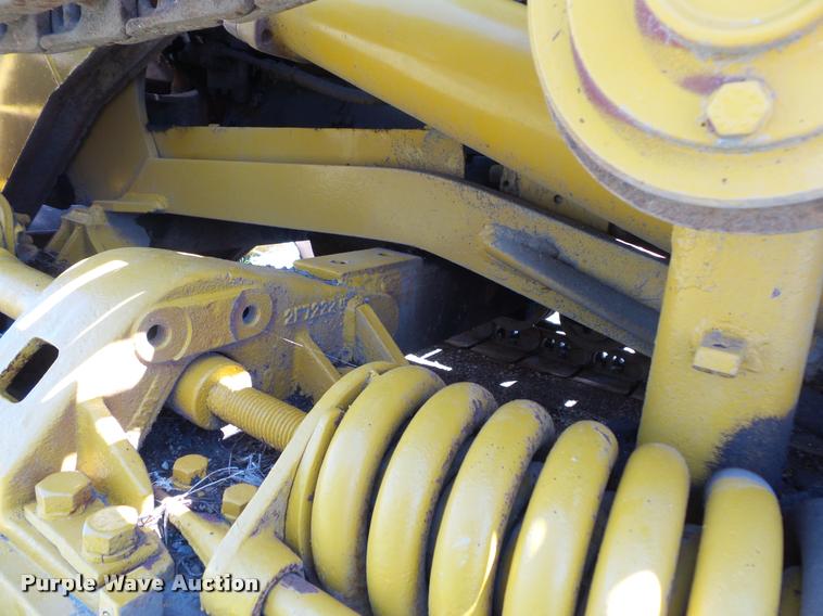 image for item DB8247 Caterpillar D4H crawler loader