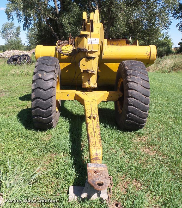 image for item DB8248 Caterpillar 70 scraper