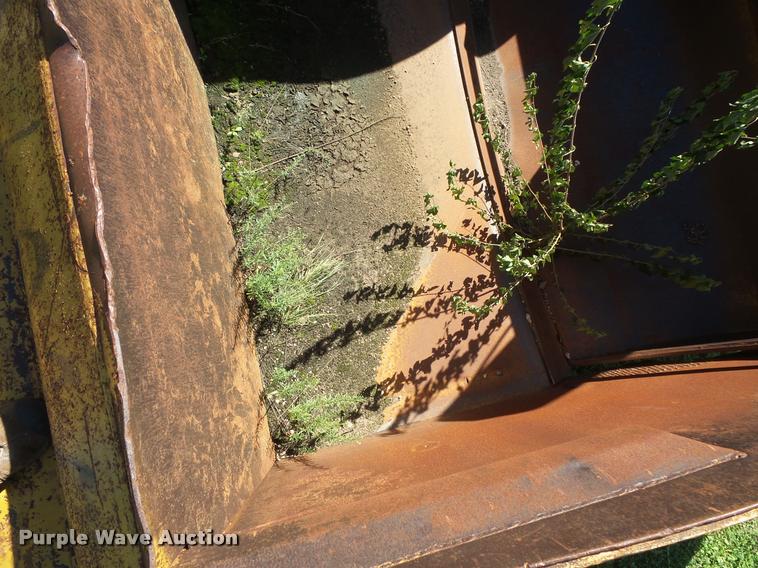 image for item DB8248 Caterpillar 70 scraper