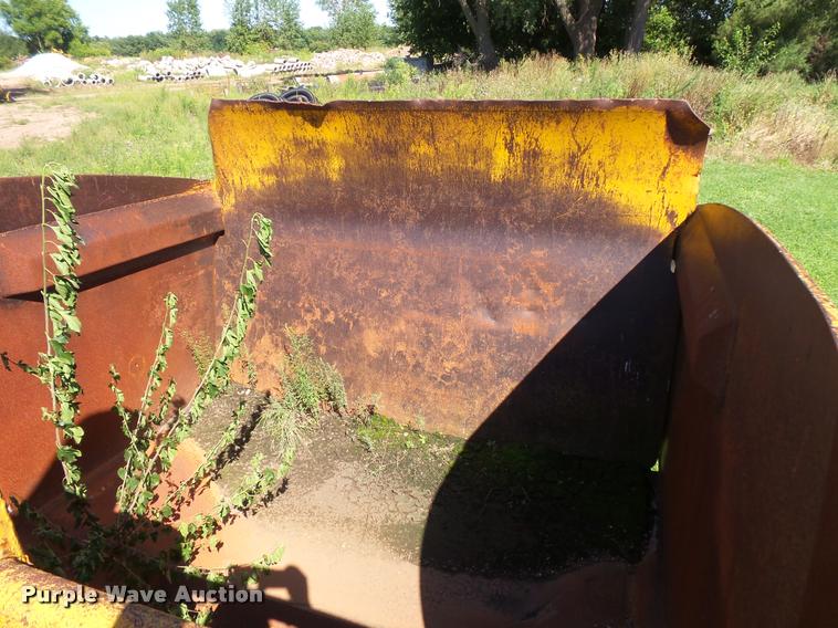 image for item DB8248 Caterpillar 70 scraper