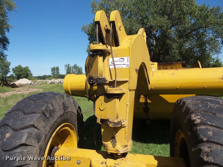 image for item DB8248 Caterpillar 70 scraper