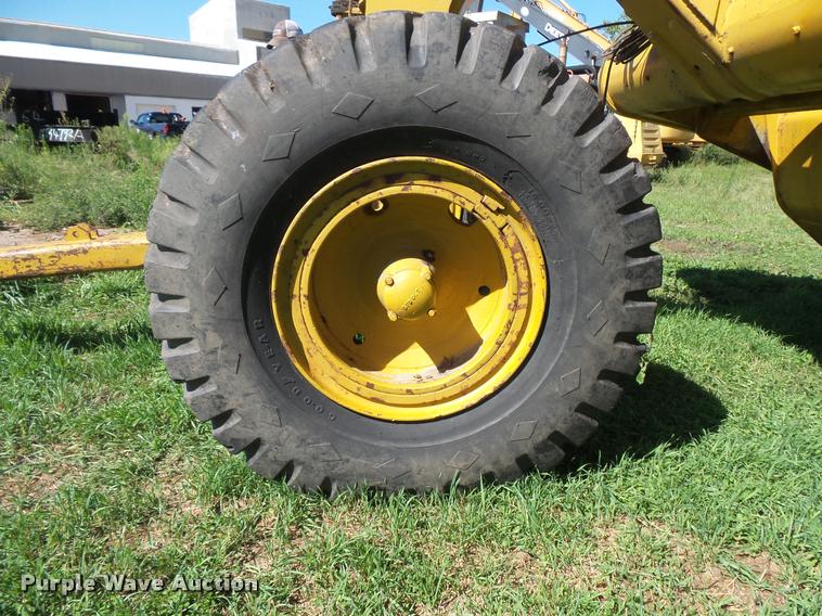 image for item DB8248 Caterpillar 70 scraper