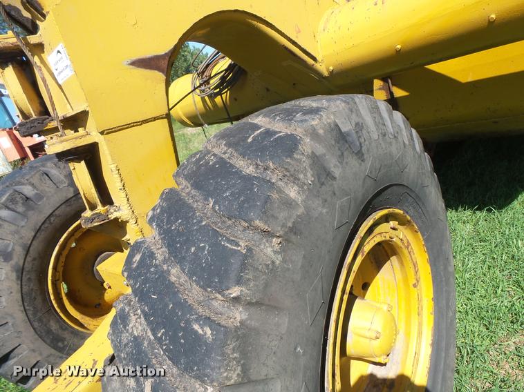 image for item DB8248 Caterpillar 70 scraper