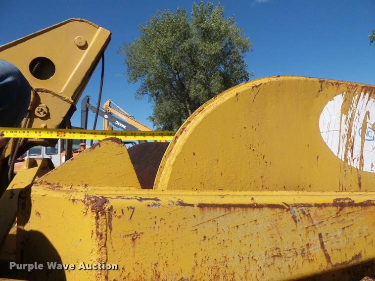 image for item DB8248 Caterpillar 70 scraper