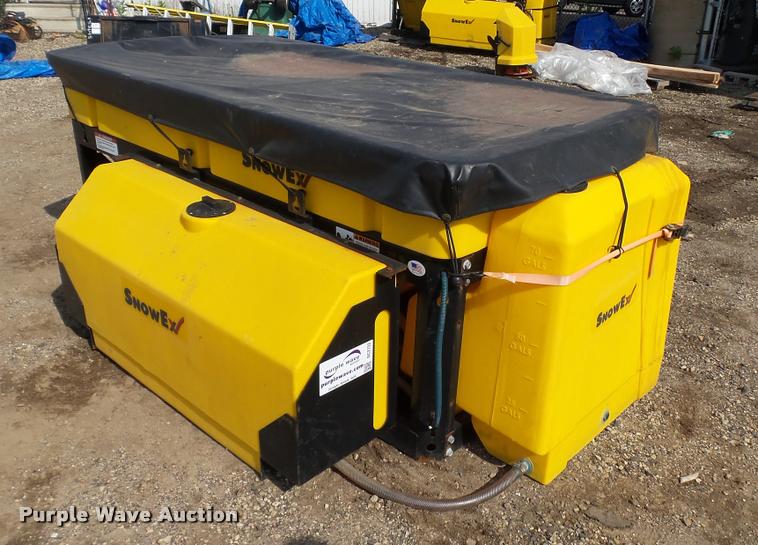image for item DC2732 Snow Ex V-Maxx 8500 spreader