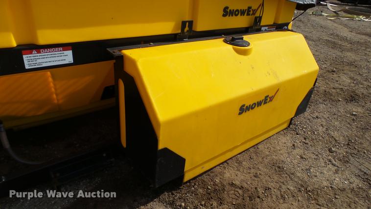 image for item DC2732 Snow Ex V-Maxx 8500 spreader