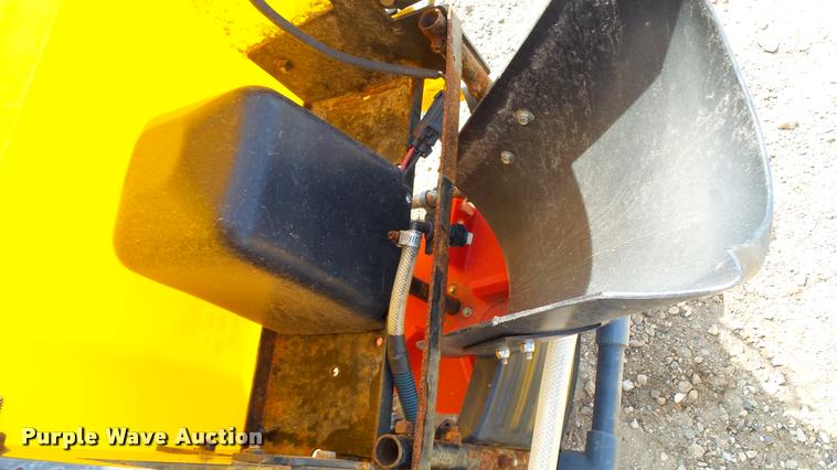 image for item DC2733 Snow Ex V-Maxx 8500 spreader