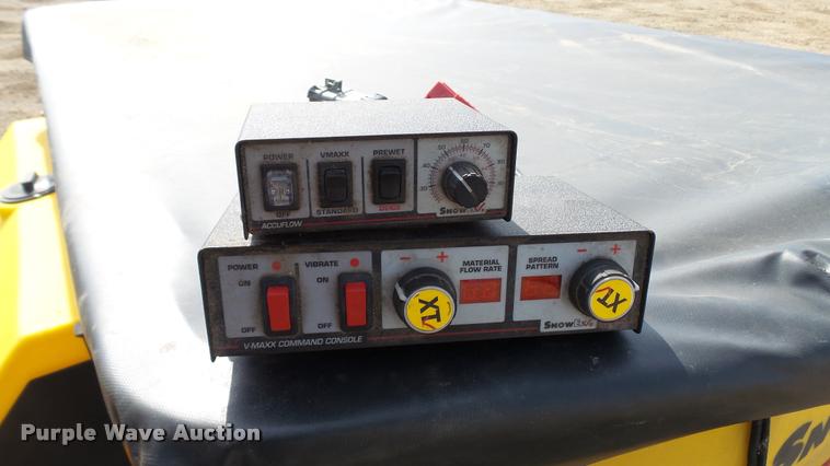 image for item DC2733 Snow Ex V-Maxx 8500 spreader