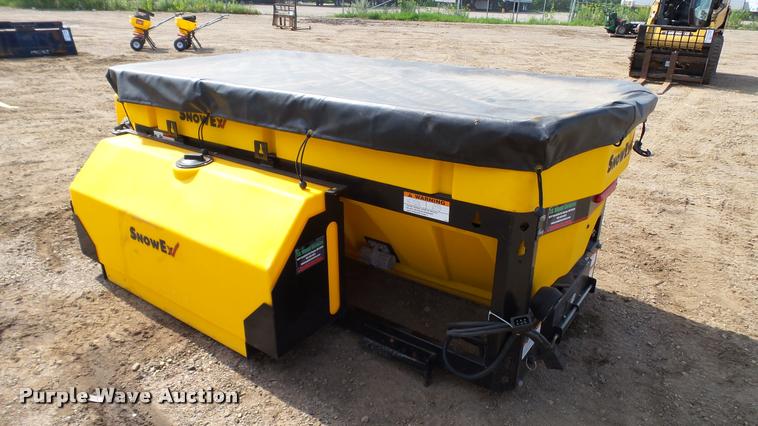image for item DC2734 Snow Ex V-Maxx 8500 spreader