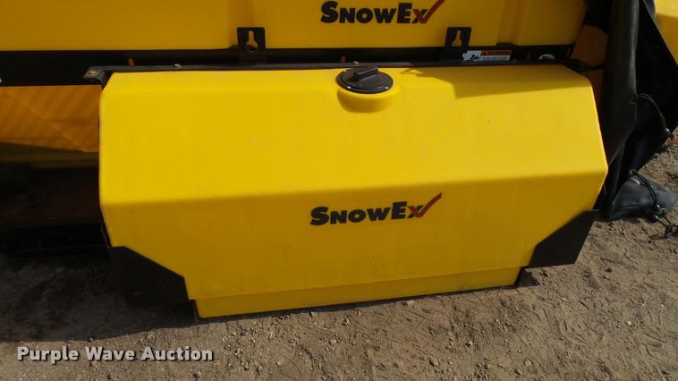 image for item DC2734 Snow Ex V-Maxx 8500 spreader
