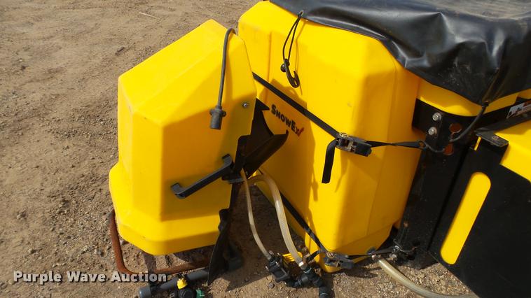 image for item DC2734 Snow Ex V-Maxx 8500 spreader