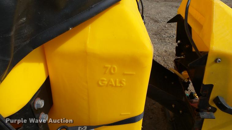 image for item DC2734 Snow Ex V-Maxx 8500 spreader