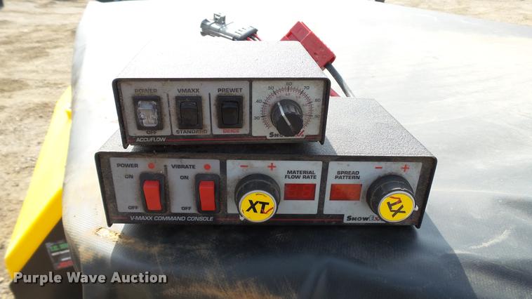 image for item DC2734 Snow Ex V-Maxx 8500 spreader