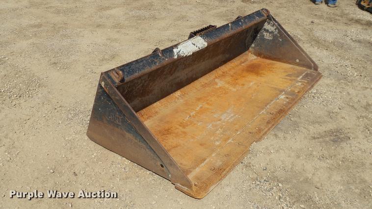 image for item DC2736 Caterpillar skid steer bucket