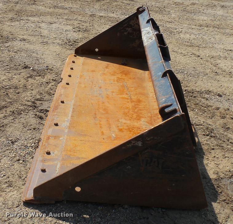 image for item DC2736 Caterpillar skid steer bucket