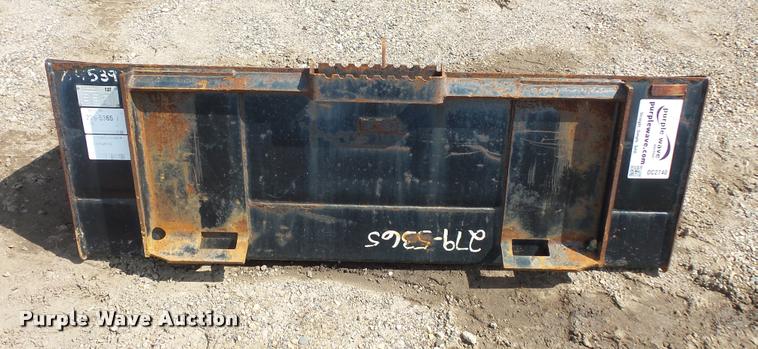 image for item DC2740 Caterpillar skid steer bucket