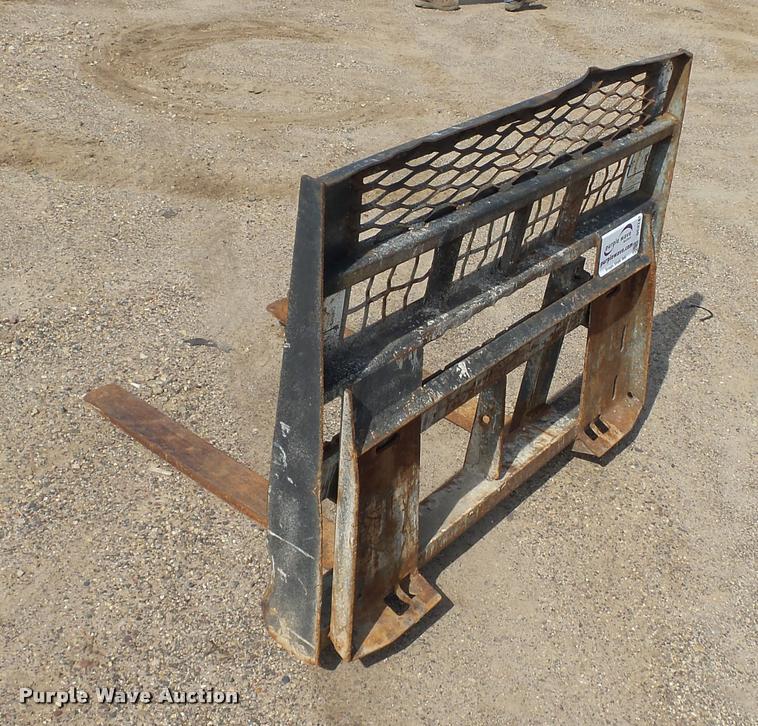 image for item DC2741 Skid steer pallet forks