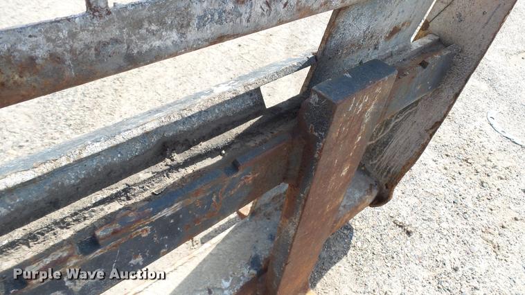 image for item DC2741 Skid steer pallet forks