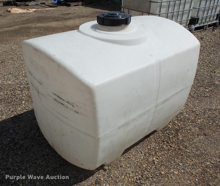 image for item DC2745 Snyder poly tank