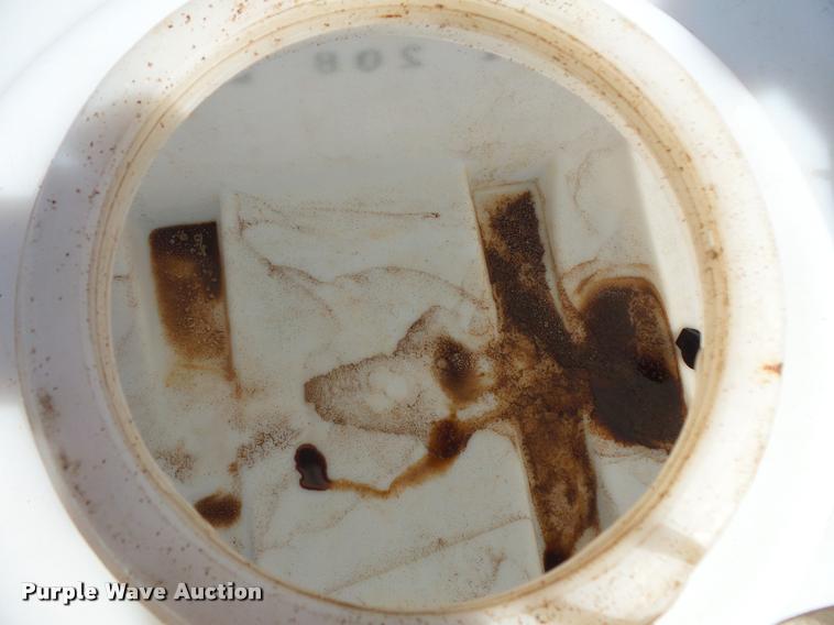 image for item DC2745 Snyder poly tank