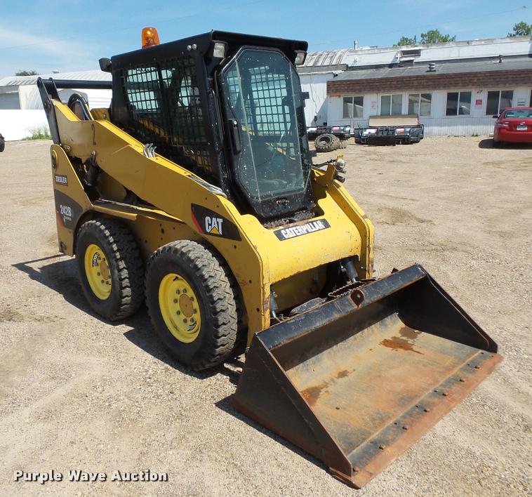 image for item DC2749 2013 Caterpillar 242B3 skid steer