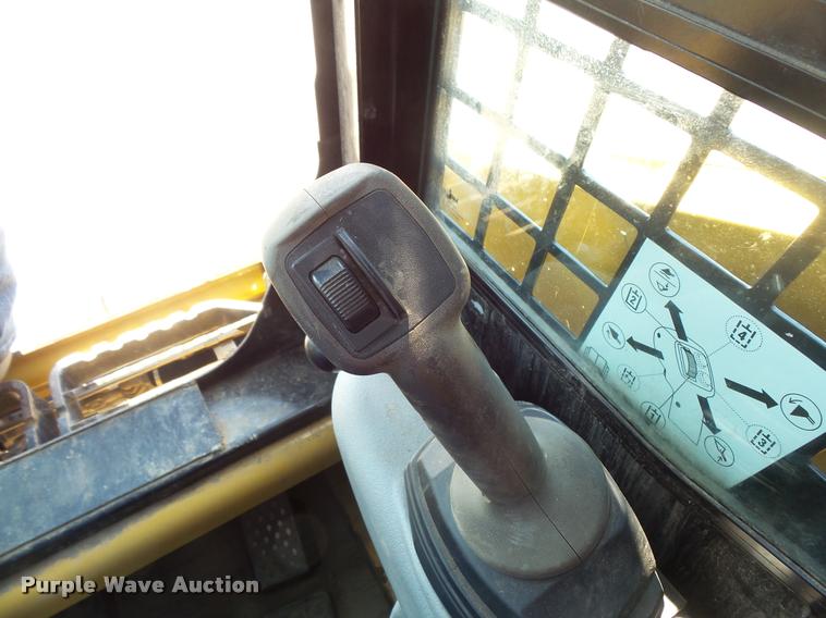 image for item DC2749 2013 Caterpillar 242B3 skid steer
