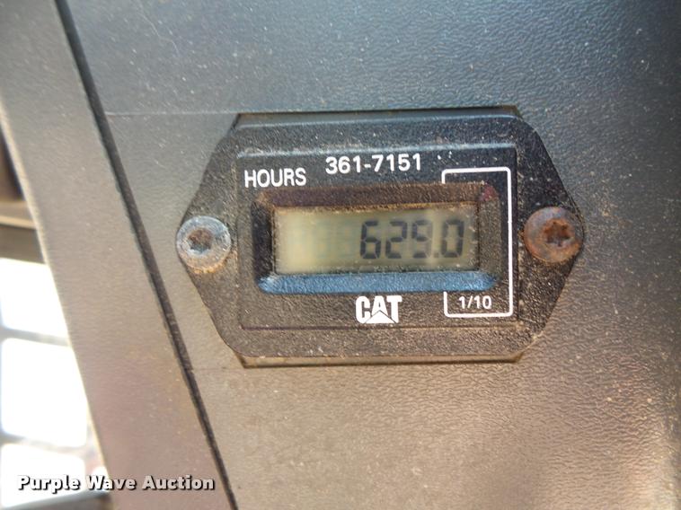 image for item DC2749 2013 Caterpillar 242B3 skid steer