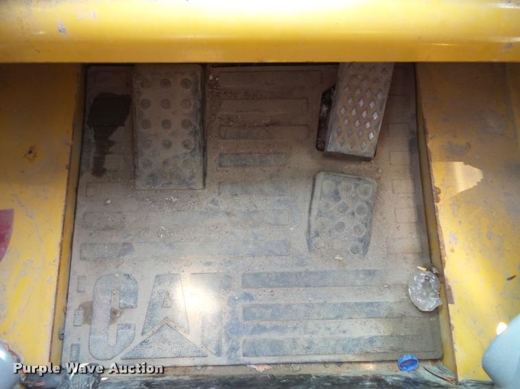 image for item DC2749 2013 Caterpillar 242B3 skid steer